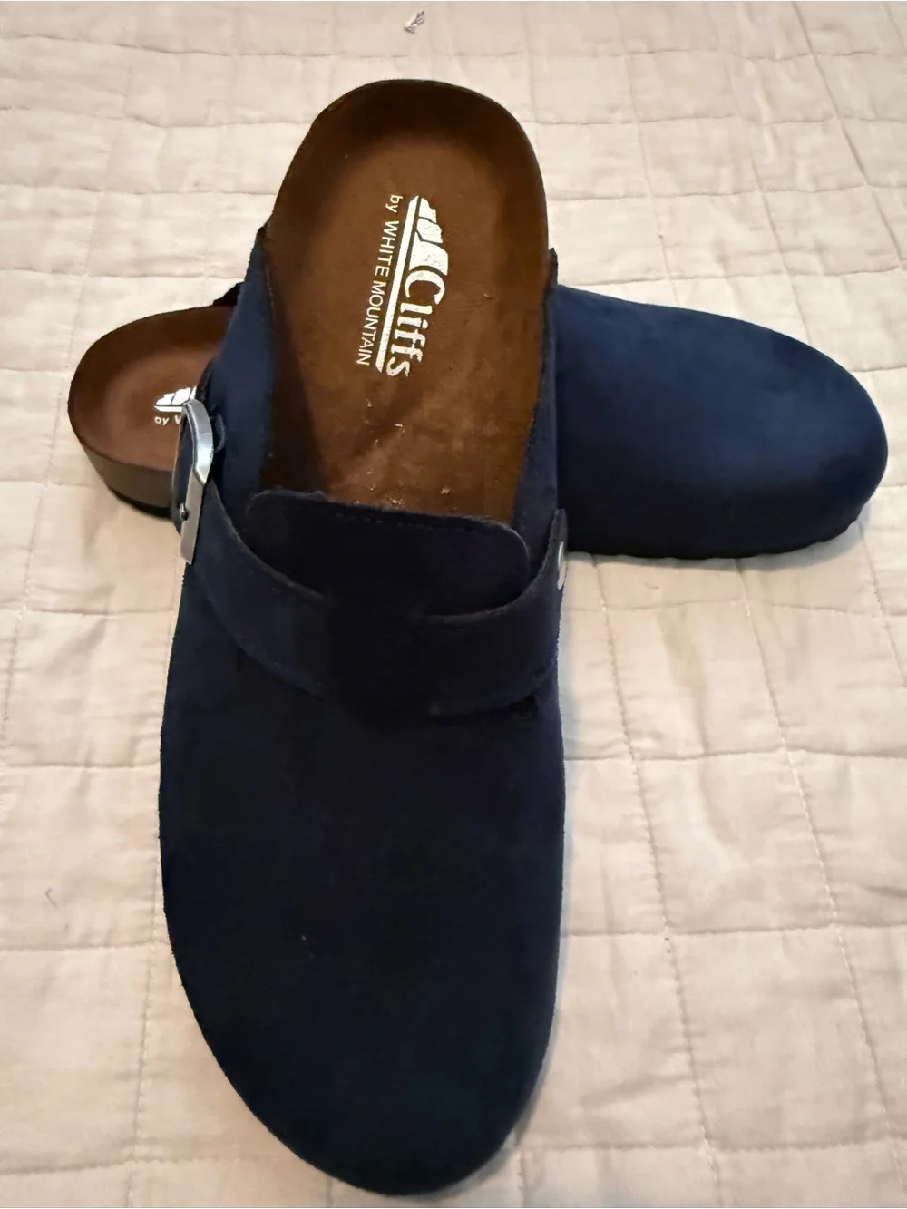 Cliffs by WHITE MOUNTAIN women’s Navy Suede Slip-On Clog with Buckle